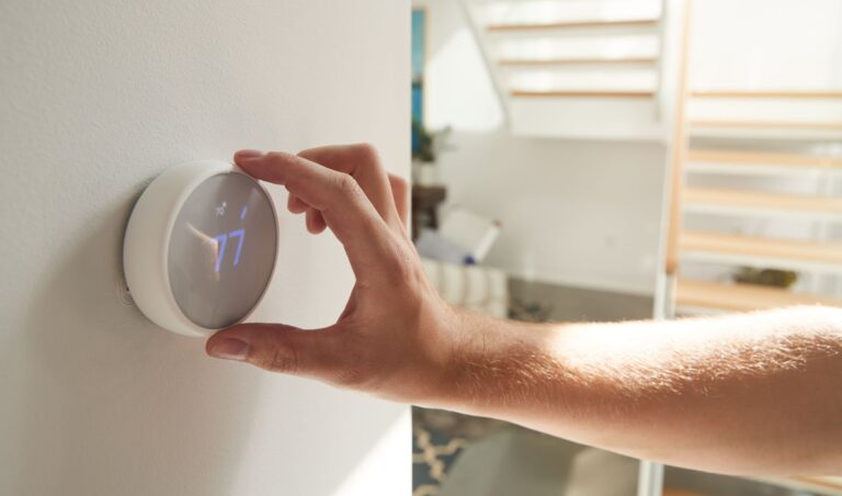 What to Know Before Installing a Smart Thermostat in an Older Home